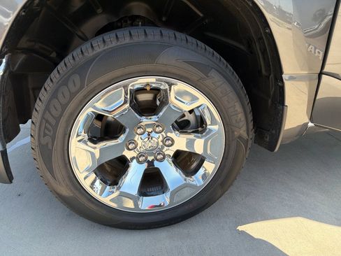 Used 2022 RAM 1500 Big Horn AWD/4WD image 12