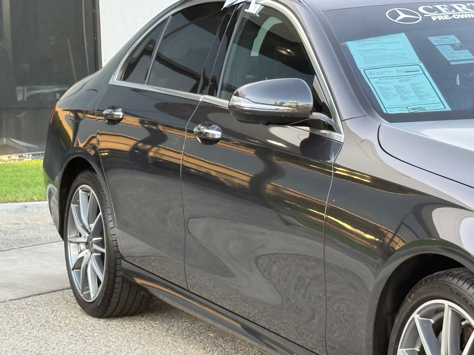 Used 2023 Mercedes-Benz E 350 Sedan image 9