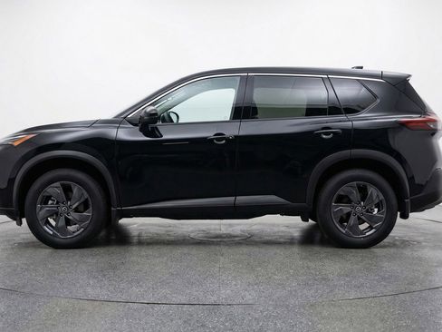 Used 2025 Nissan Rogue SV FWD image 4