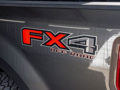 Used 2019 Ford F350 Lariat w/ Chrome Package image 52