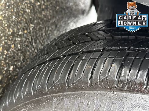 Used 2023 Volkswagen Taos SE image 27