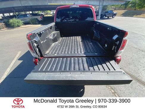 Used 2023 Toyota Tacoma TRD Off-Road w/ Advanced Technology Package AWD/4WD image 23