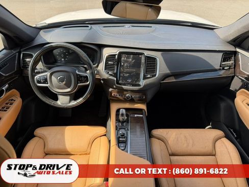 Used 2017 Volvo XC90 T8 Inscription w/ Vision Package AWD/4WD image 10