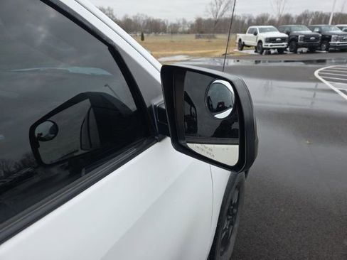 Used 2011 Toyota Tundra 4x4 Double Cab w/ Tow Pkg image 6