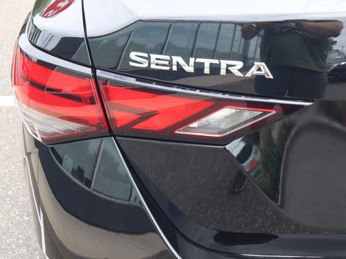 Certified 2025 Nissan Sentra SV FWD image 30