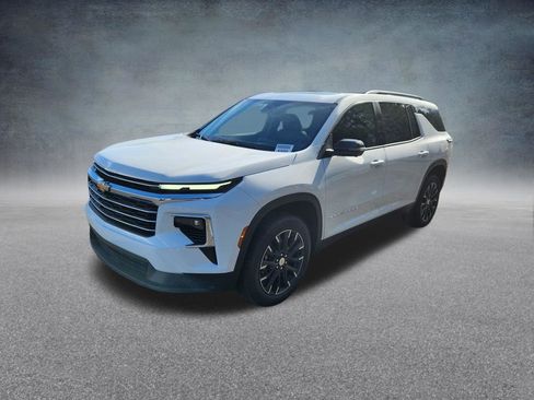 New 2026 Chevrolet Traverse LT w/ Sun and Wheel Package image 3