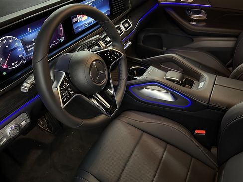 New 2026 Mercedes-Benz GLE 350 4MATIC image 9