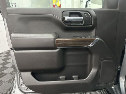 Used 2020 Chevrolet Silverado 1500 RST image 20