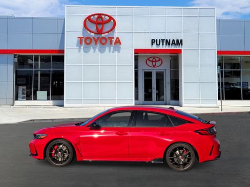 Used 2025 Honda Civic Type R image 6