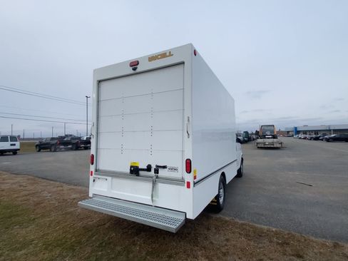 New 2024 Chevrolet Express 3500 w/ Power Convenience Package RWD image 37