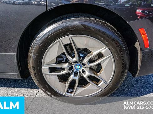 Used 2022 BMW iX xDrive50 w/ Dynamic Handling Package image 17
