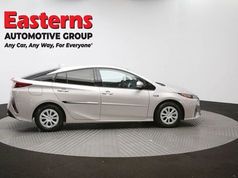 Used 2020 Toyota Prius Prime XLE image 43