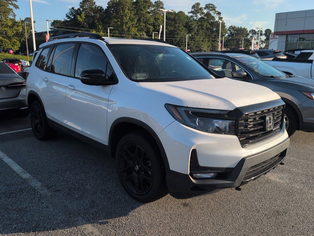 Used 2024 Honda Passport Black Edition image 1