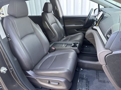 Used 2018 Honda Odyssey EX-L image 16