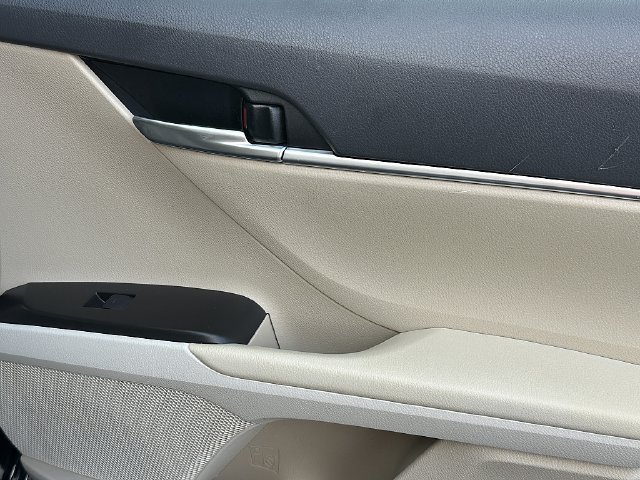 Used 2023 Toyota Camry LE FWD image 15