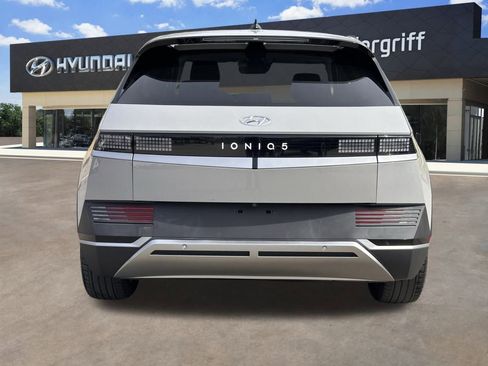 Certified 2023 Hyundai Ioniq 5 SE image 14