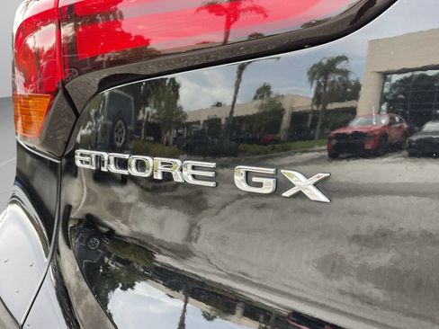 Used 2024 Buick Encore GX Preferred FWD image 9