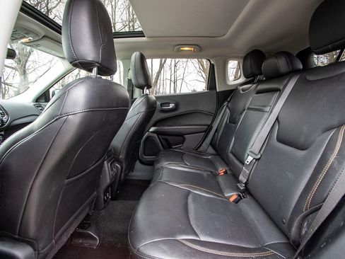 Used 2018 Jeep Compass Limited w/ Navigation Group image 28