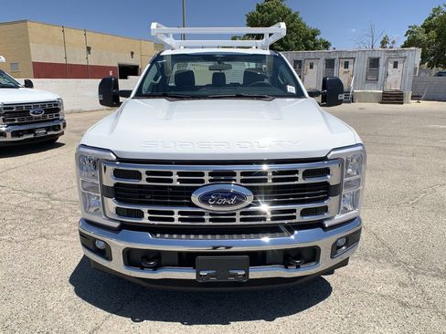 New 2025 Ford F350 XL w/ XL Chrome Package RWD image 30