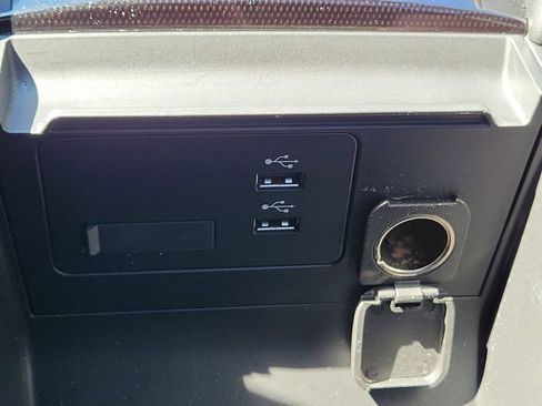 Used 2021 MAZDA MAZDA3 s image 35