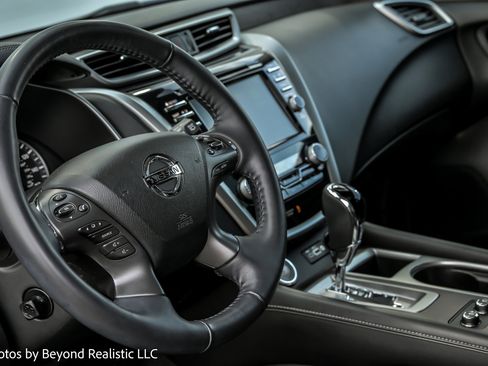 Used 2020 Nissan Murano Platinum w/ Cargo Package image 31