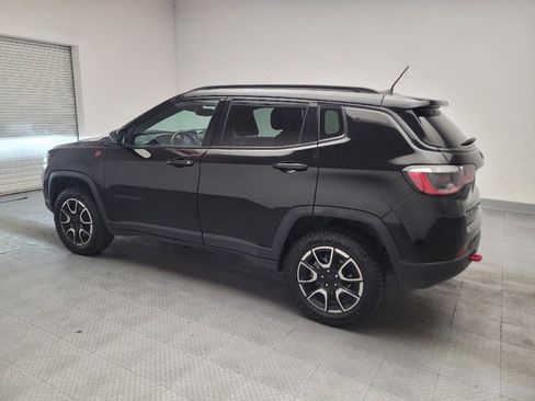 Used 2024 Jeep Compass Trailhawk AWD/4WD image 3