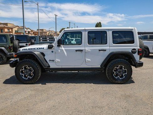 Used 2023 Jeep Wrangler Unlimited Rubicon 4xe AWD/4WD image 7