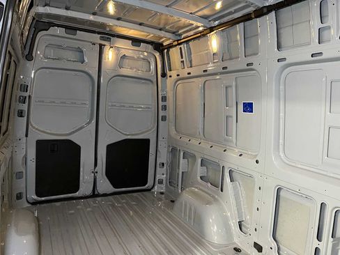 Used 2026 Mercedes-Benz Sprinter 2500 image 15