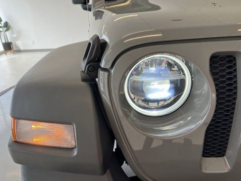 Used 2021 Jeep Wrangler Unlimited Sport image 46