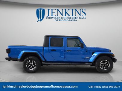 Used 2021 Jeep Gladiator Overland w/ Popular Equipment Package