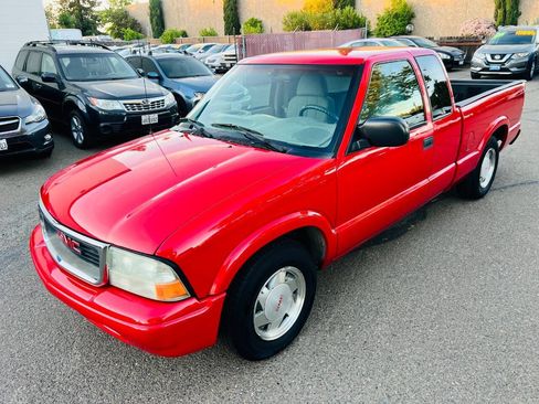 Used 2003 GMC Sonoma SLS w/ Convenience Package RWD image 1