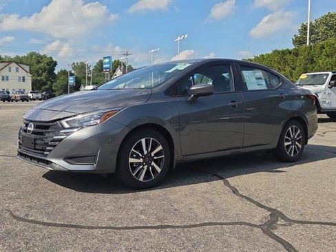 Used 2025 Nissan Versa SV w/ Trunk Package image 33