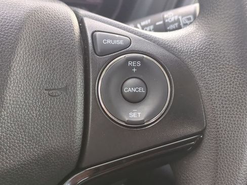 Used 2019 Honda HR-V LX image 23