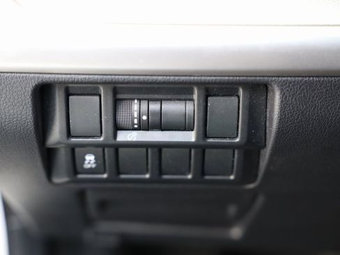 Used 2018 Subaru Outback 2.5i Premium image 14