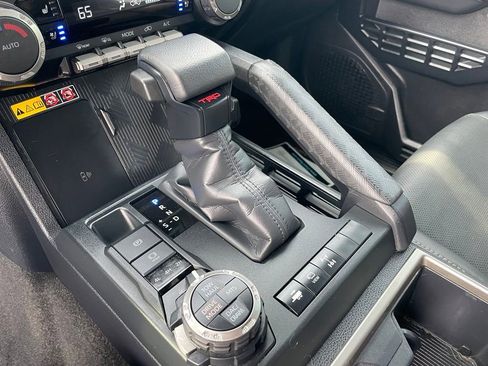 Used 2025 Toyota 4Runner TRD Off-Road Premium w/ Tow Technology Package AWD/4WD image 19