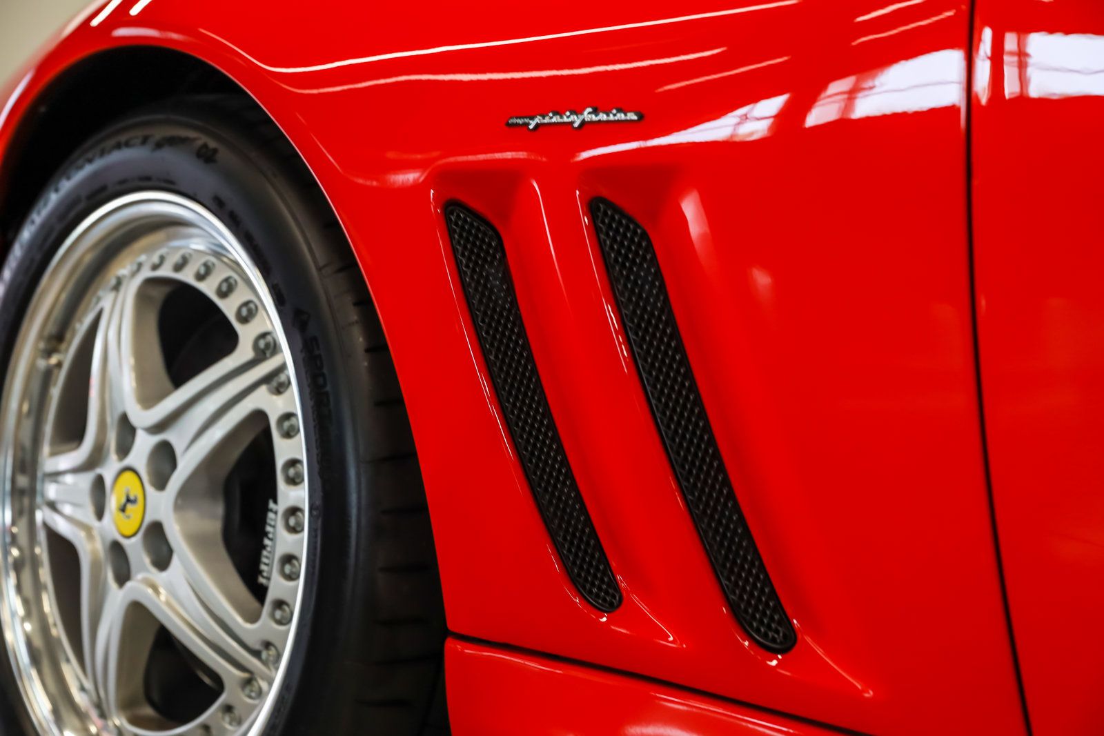Used 2000 Ferrari 550 Maranello Coupe RWD image 26