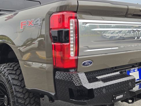 New 2026 Ford F350 King Ranch w/ Chrome Package AWD/4WD image 11