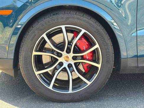 Certified 2026 Porsche Cayenne S AWD/4WD image 30
