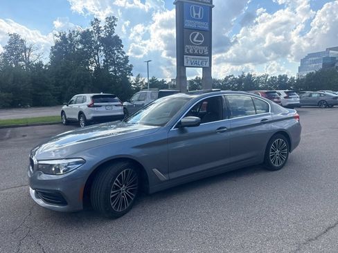 Used 2019 BMW 530i xDrive w/ Convenience Package AWD/4WD image 15