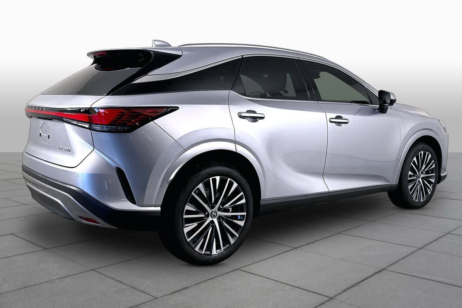 Used 2026 Lexus RX 350 Premium Plus w/ Accessory Package (2T) FWD image 10