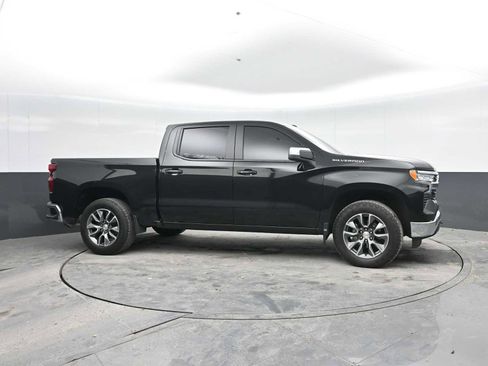 Used 2024 Chevrolet Silverado 1500 LT AWD/4WD image 8
