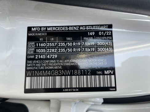 Used 2022 Mercedes-Benz GLB 250 image 36