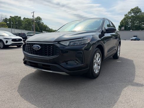 Used 2024 Ford Escape Active w/ Tech Pack #2 FWD image 6