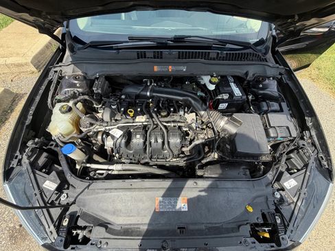 Used 2020 Ford Fusion Titanium FWD image 14