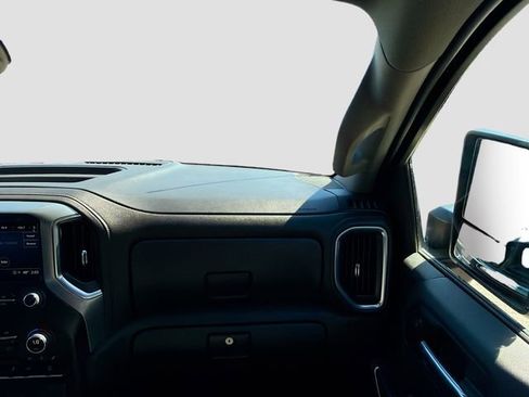 Used 2022 Chevrolet Silverado 2500 LTZ w/ LTZ Premium Package image 18