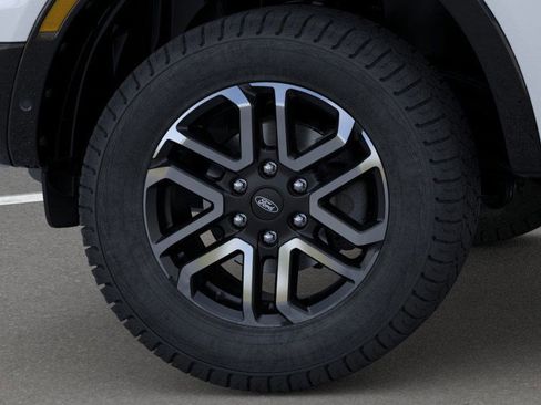 New 2025 Ford Ranger Lariat w/ FX4 Off-Road Package image 19