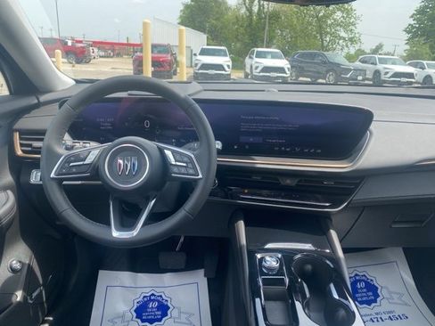 New 2025 Buick Envision Avenir image 14