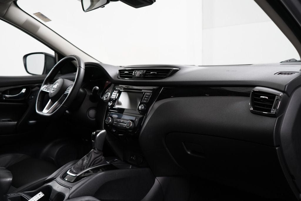 Used 2022 Nissan Rogue Sport SL AWD/4WD image 24