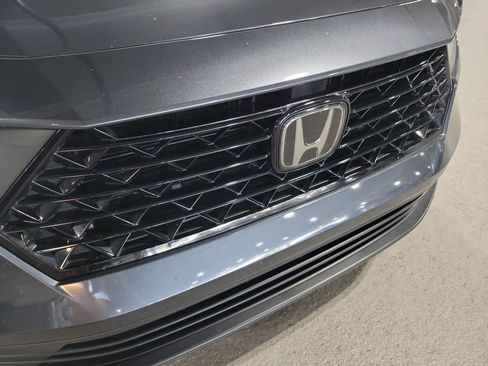 Used 2023 Honda Accord EX image 12