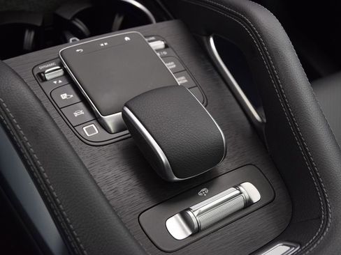 Certified 2026 Mercedes-Benz GLS 450 4MATIC image 42